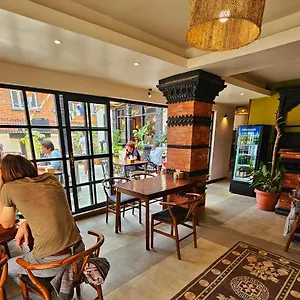 3* 酒店 Swarga Heritage - A Traditional